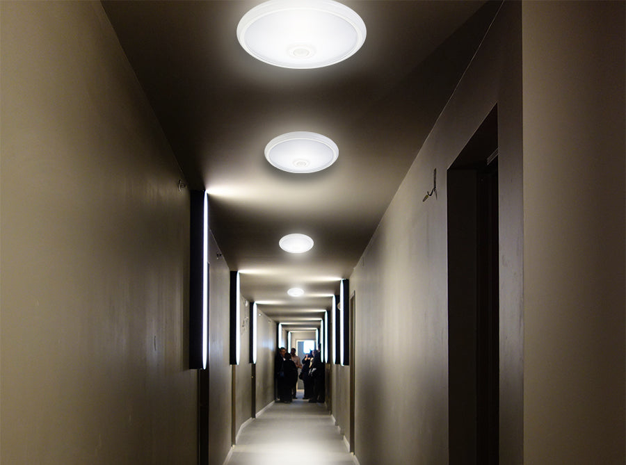 Plafonnier LED 12W avec détecteur de mouvement pir Maclean Energy MCE131