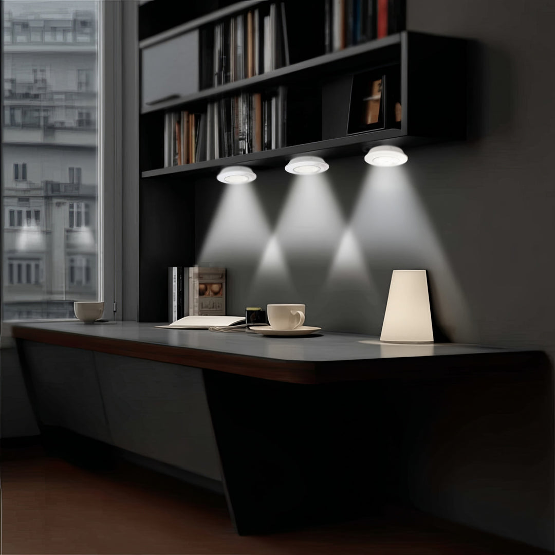Draadloze op afstand bedienbare LED lamp 6 stuks 3xAAA batterij Maclean Energy MCE165