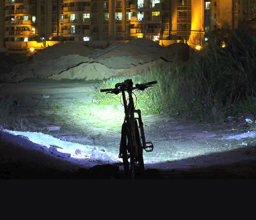 LED fietszaklamp Cree 200 lumen Maclean Energy + MCE175 oplader