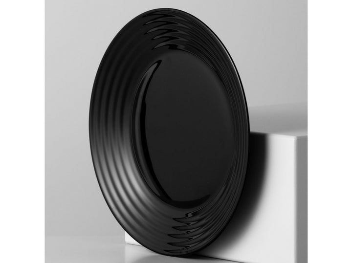 Assiette creuse ondulée 24 cm Harena Noir Luminarc