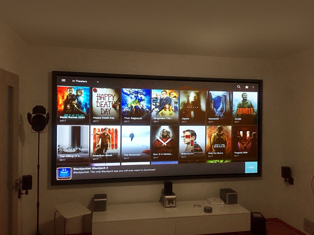 Projectiescherm met frame 100" 16:9 Maclean MC-921