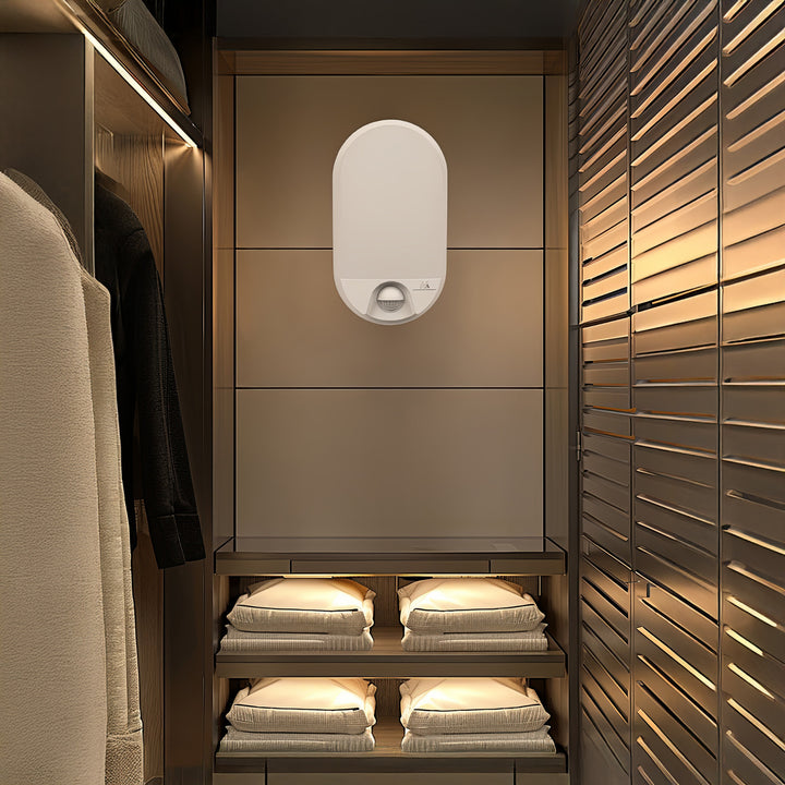 Lampe LED avec détecteur de mouvement infrarouge 1100lm 15W IP54 blanc Maclean MCE340 W