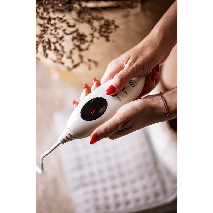 Chauffe-pieds électrique avec télécommande LCD Adler AD 7432