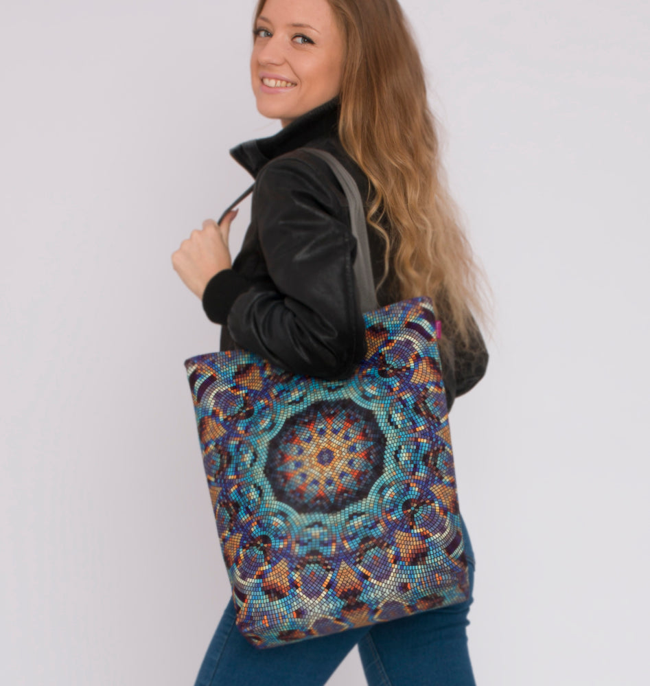 Schoudertas met ritssluiting Bertoni Sunny 36x40 cm (geschikt voor A4) Draagtas Stoffen tas met Barcelona-motief