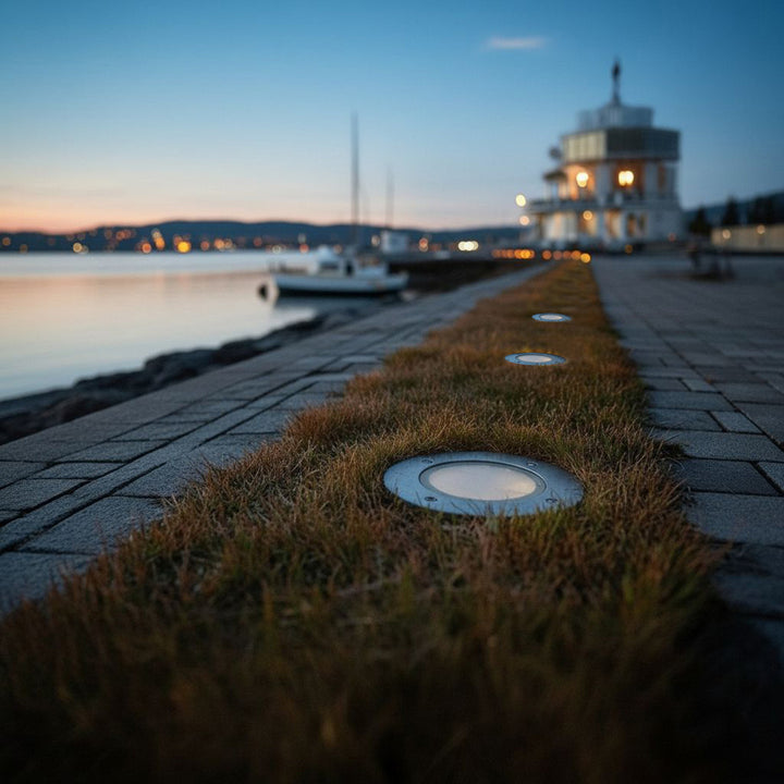 Maclean IP44 solar tuinspot, 12 SMD LED's, 4000K, Ni-MH 600 mAh, 0,7W, MCE318