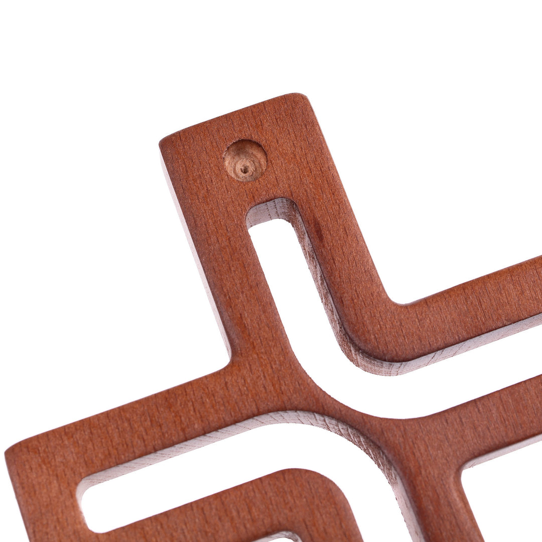 Croix suspendue en bois brun moderne 18x12x1,5 cm