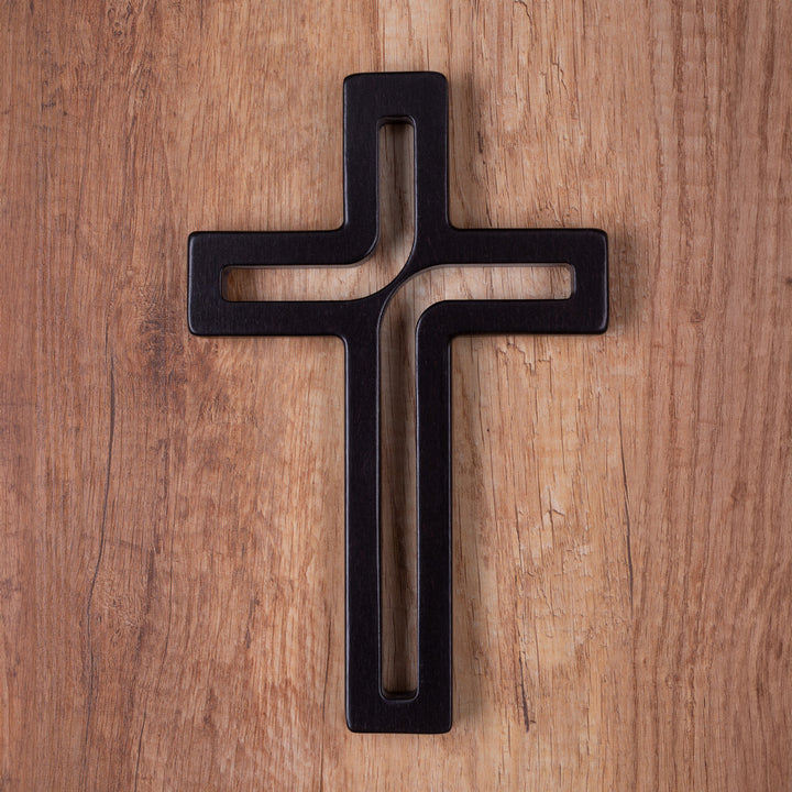 Croix suspendue en bois moderne noir 18x12x1,5 cm