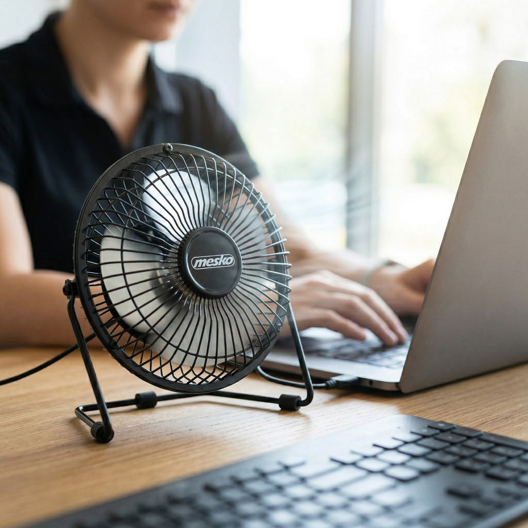 Ventilateur de bureau Mesko, diamètre 15 cm, alimentation USB, oscillation verticale, MS 7322