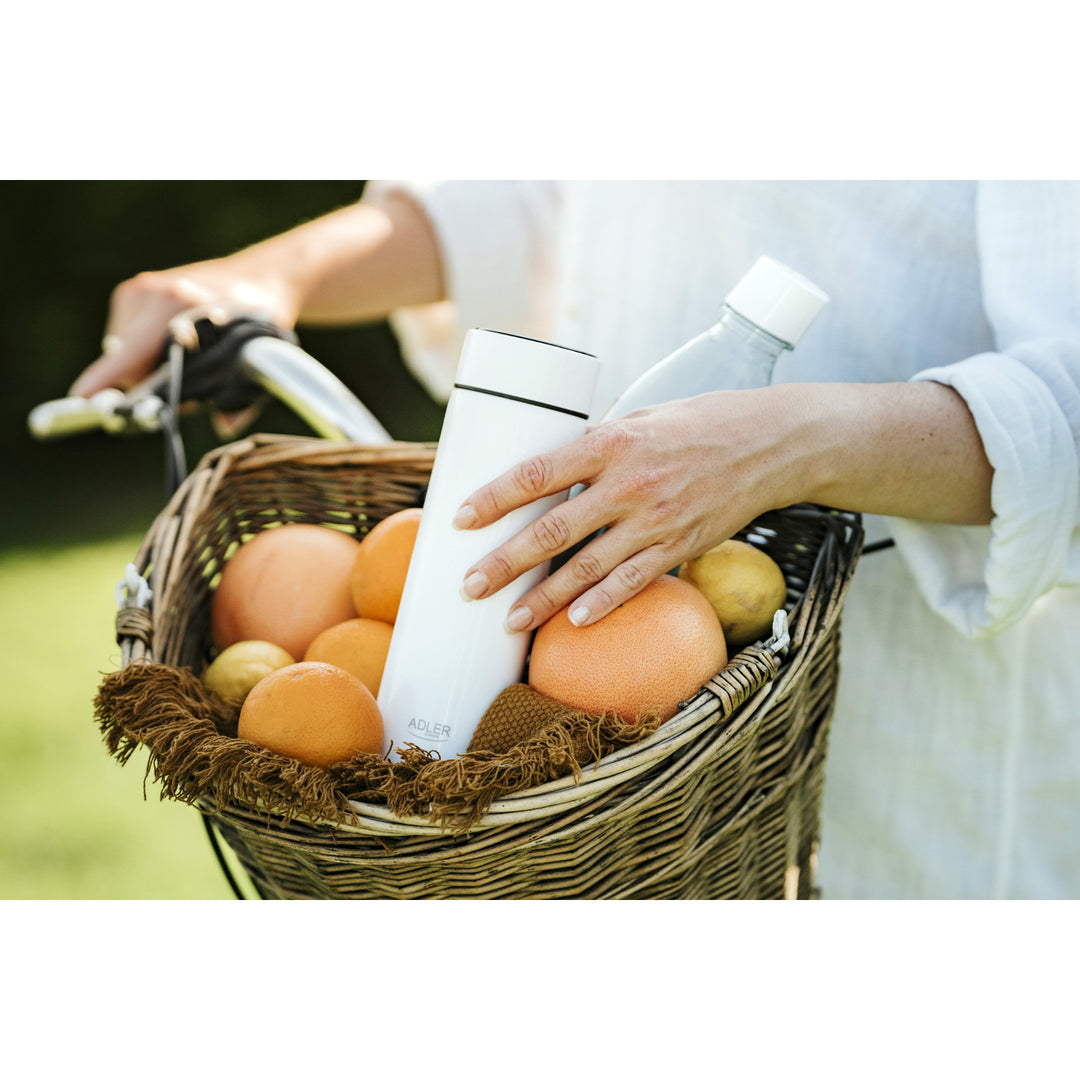 Thermos Adler, écran tactile LED, capacité 473 ml, couleur blanche, AD 4506