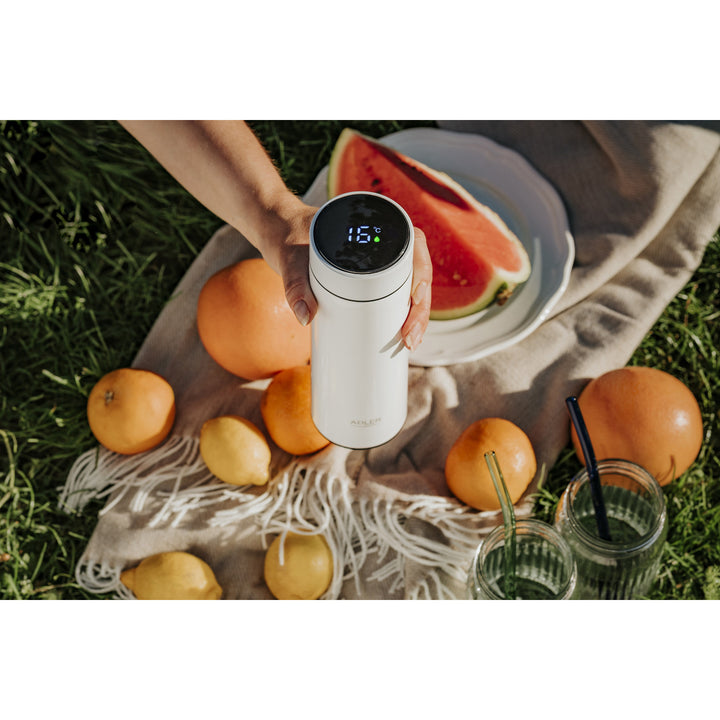 Thermos Adler, écran tactile LED, capacité 473 ml, couleur blanche, AD 4506