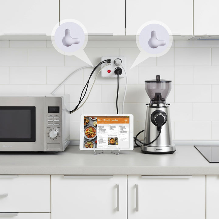 Multiprise Maclean, câble d'extension 2 prises + 3xUSB, 110-240V AC 50/60Hz, 2.1A max 2500W, 3 m, blanc, MCE388 W