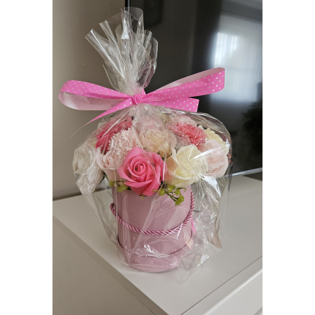 Boîte à fleurs avec des fleurs de savon - cadeau de roses de savon, Damich