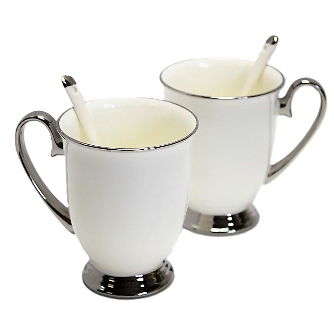 Mugs blancs 2pc Poignées chromées, cuillères à café, Porcelaine, Elégant, Reine Isabel