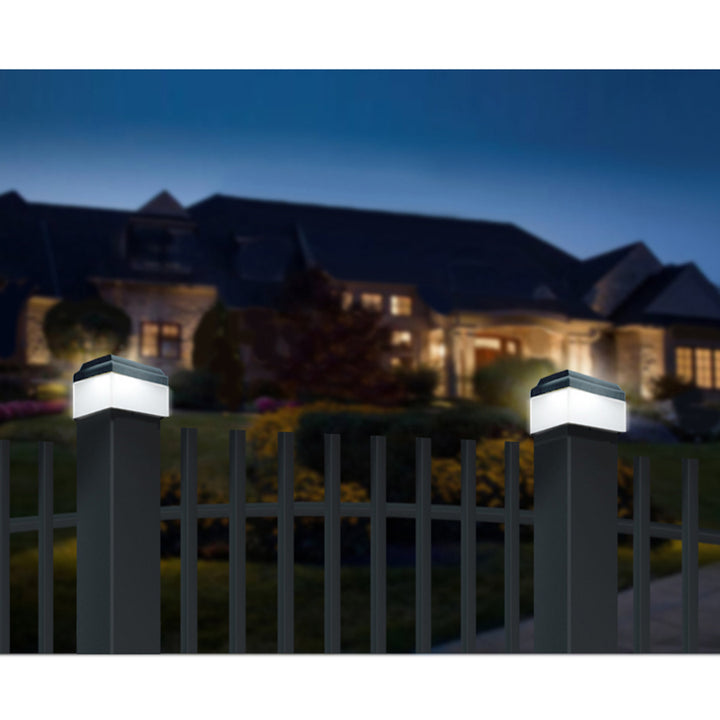 Lampe solaire LED sur poteau GreenBlue, 60 x 60 mm, auvent en forme d'enveloppe, GB126, 2 pièces