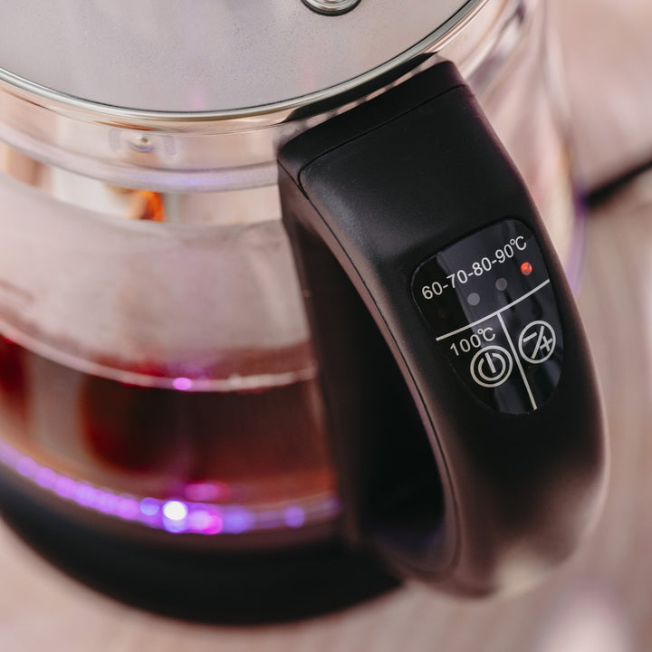 Bouilloire en verre de 1,5 L avec infuseur et régulation de température, 2 200 W, LED, 60–100 °C, Adler AD 1299, noire